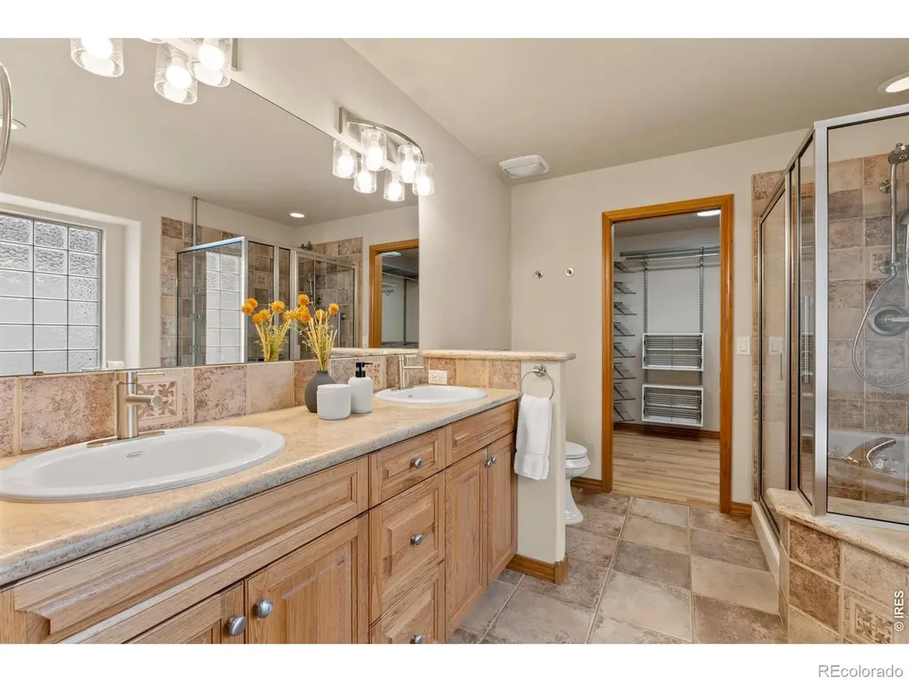 945 Crabapple Drive Loveland CO 80538