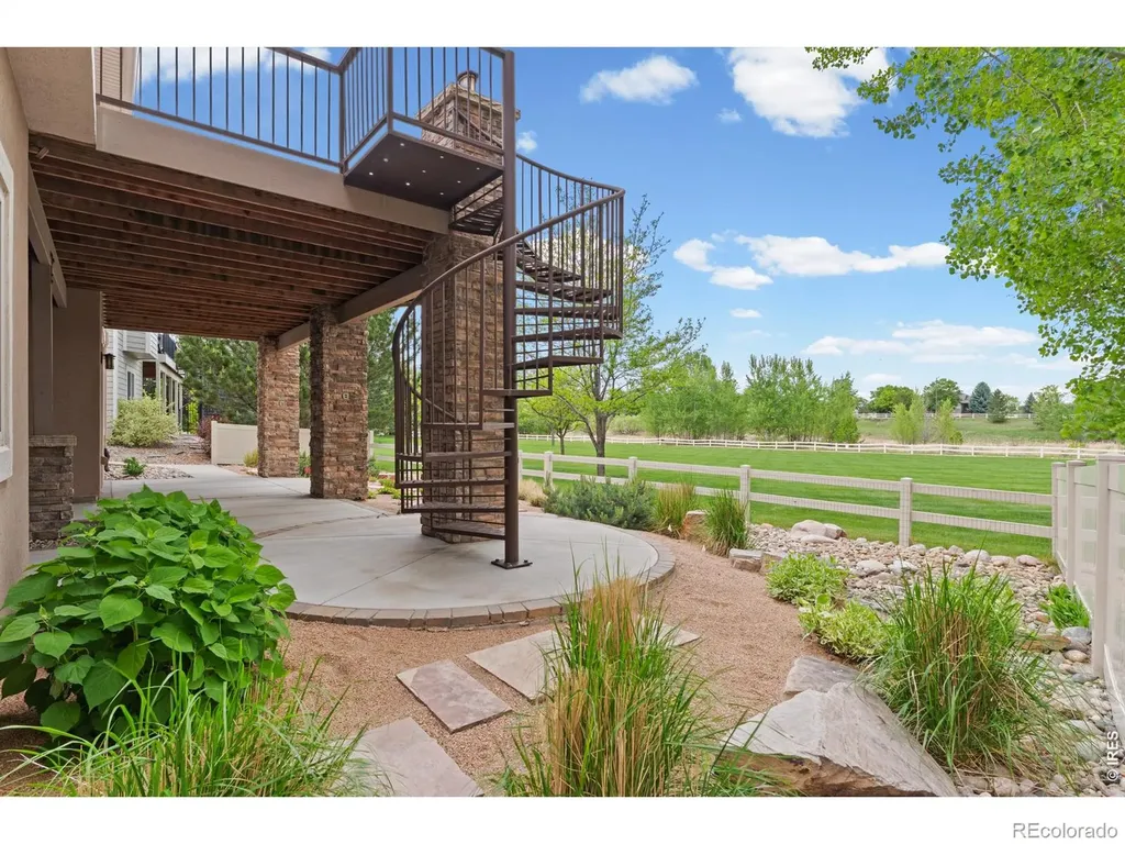 945 Crabapple Drive Loveland CO 80538