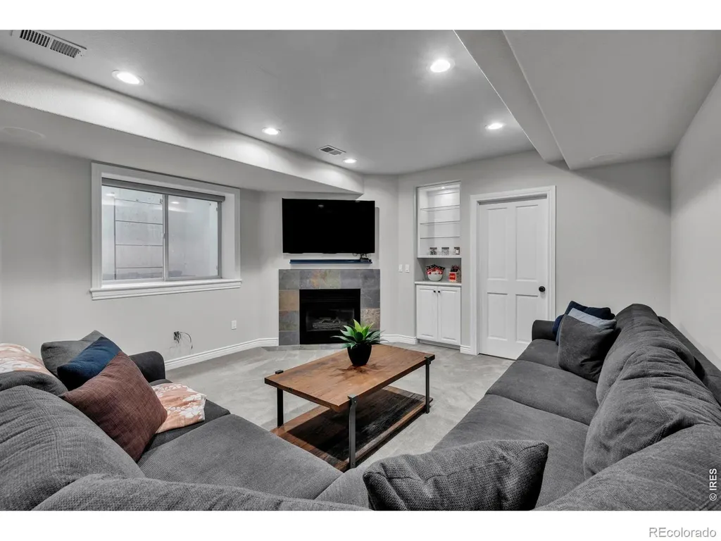 7237 Spring Creek Circle Niwot CO 80503