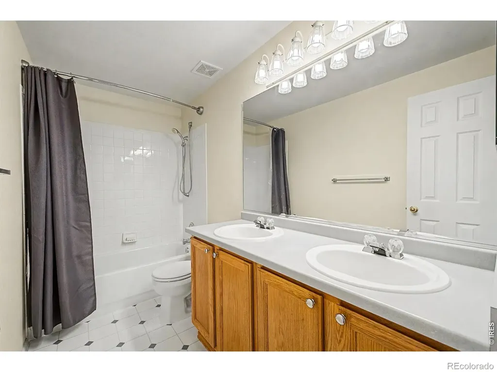 223 Yellowfield Way Erie CO 80516