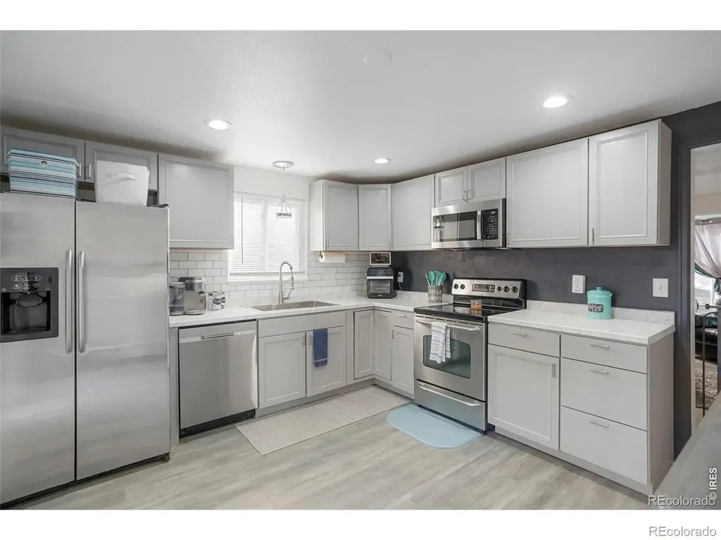 9201 W 104th Place Broomfield CO 80021