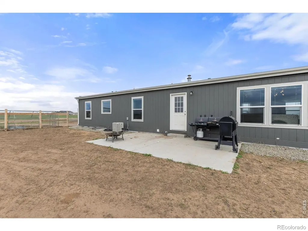 10395 County Road 112 Carr CO 80612