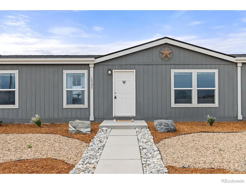 10395 County Road 112 Carr CO 80612