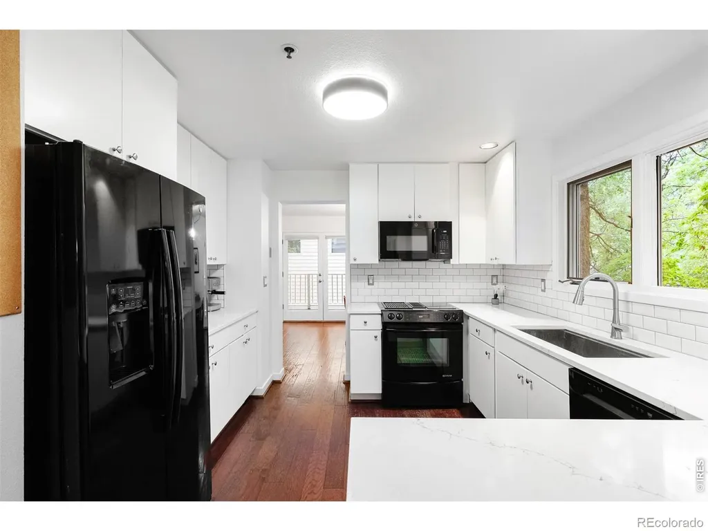 553 Pearl Street Boulder CO 80302