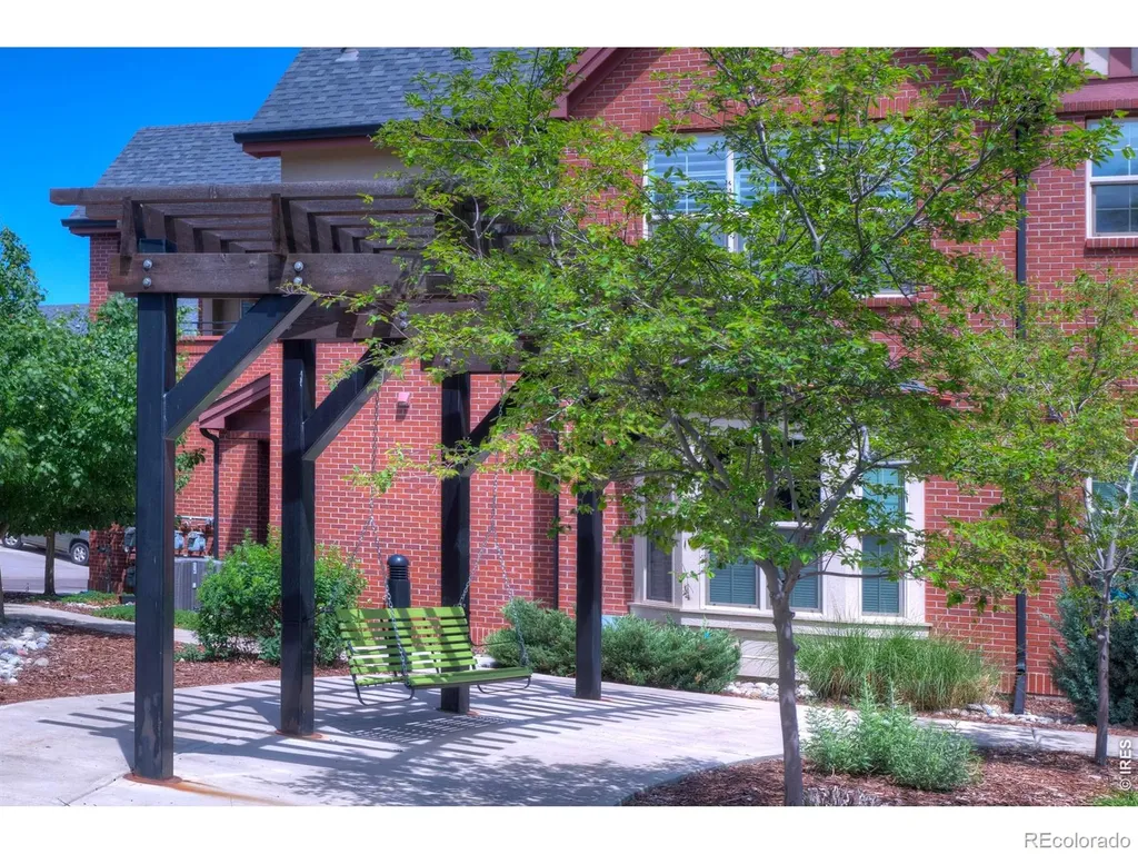 1379 Charles Drive Longmont CO 80503