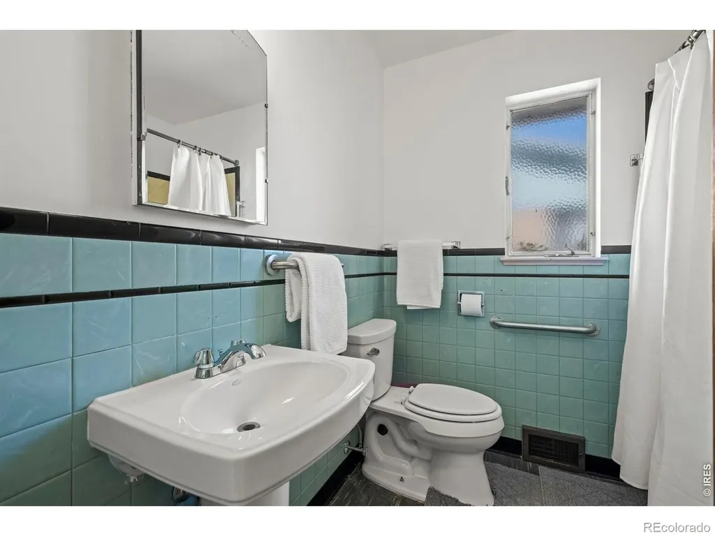 2935 17th Street Boulder CO 80304