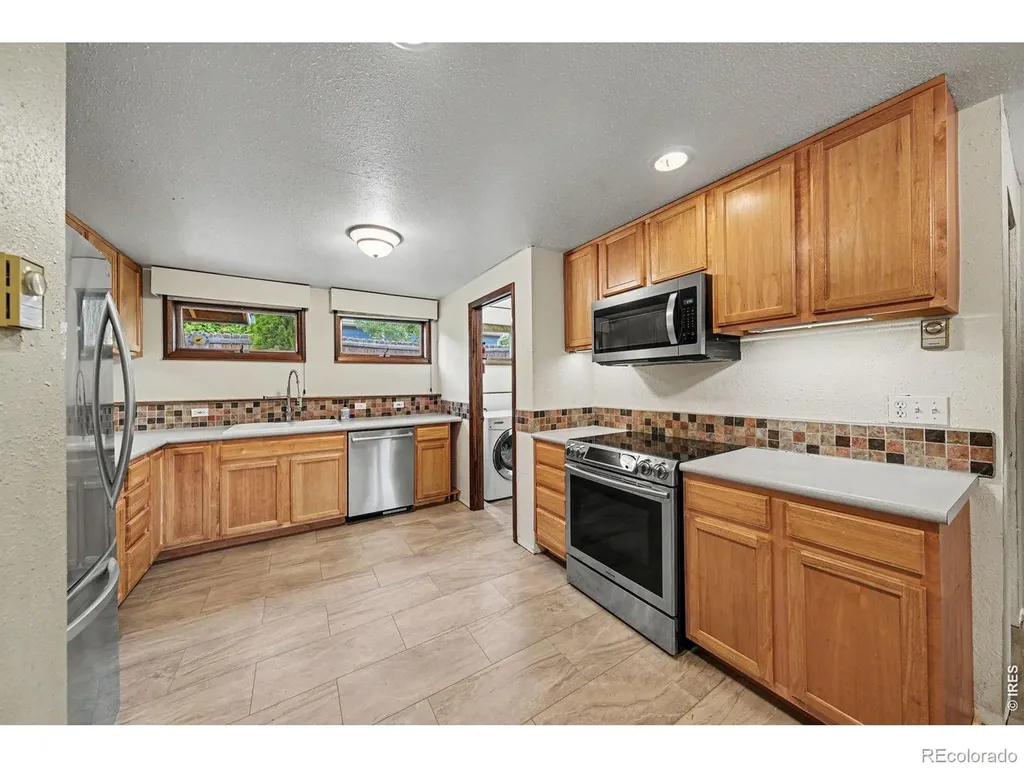 2126 Genoa Court Loveland CO 80538