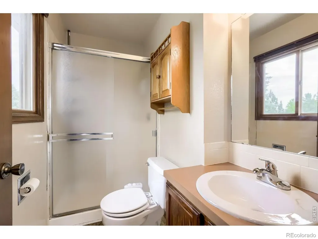 1621 Hoffman Drive Loveland CO 80538