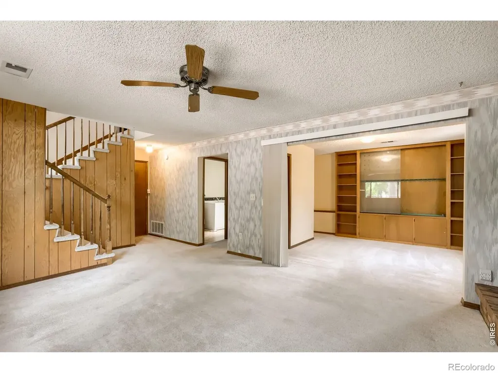 1621 Hoffman Drive Loveland CO 80538