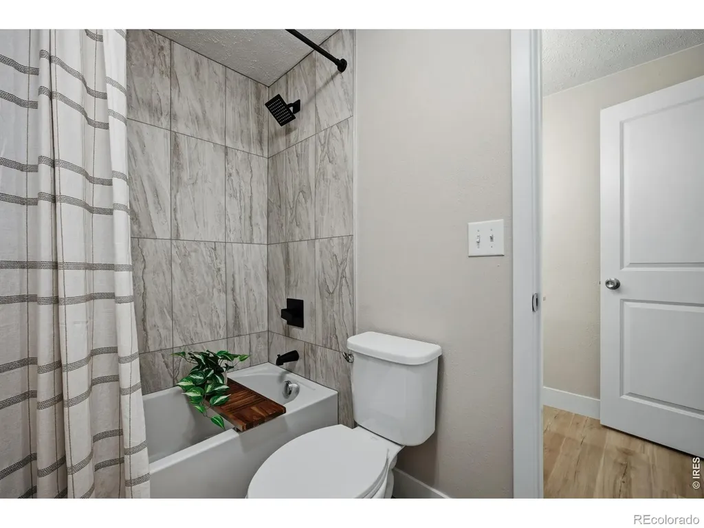 829 Independence Drive Longmont CO 80504