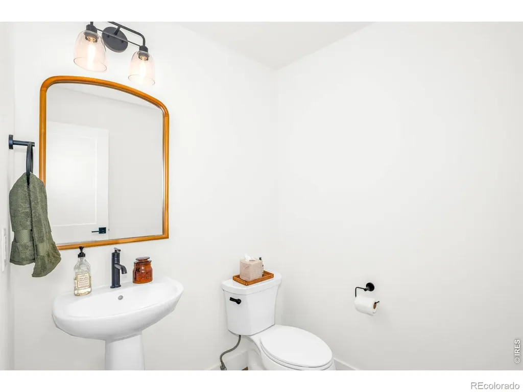 239 Washington Street Erie CO 80516