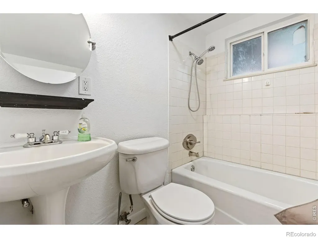 260 Ley Drive La Salle CO 80645