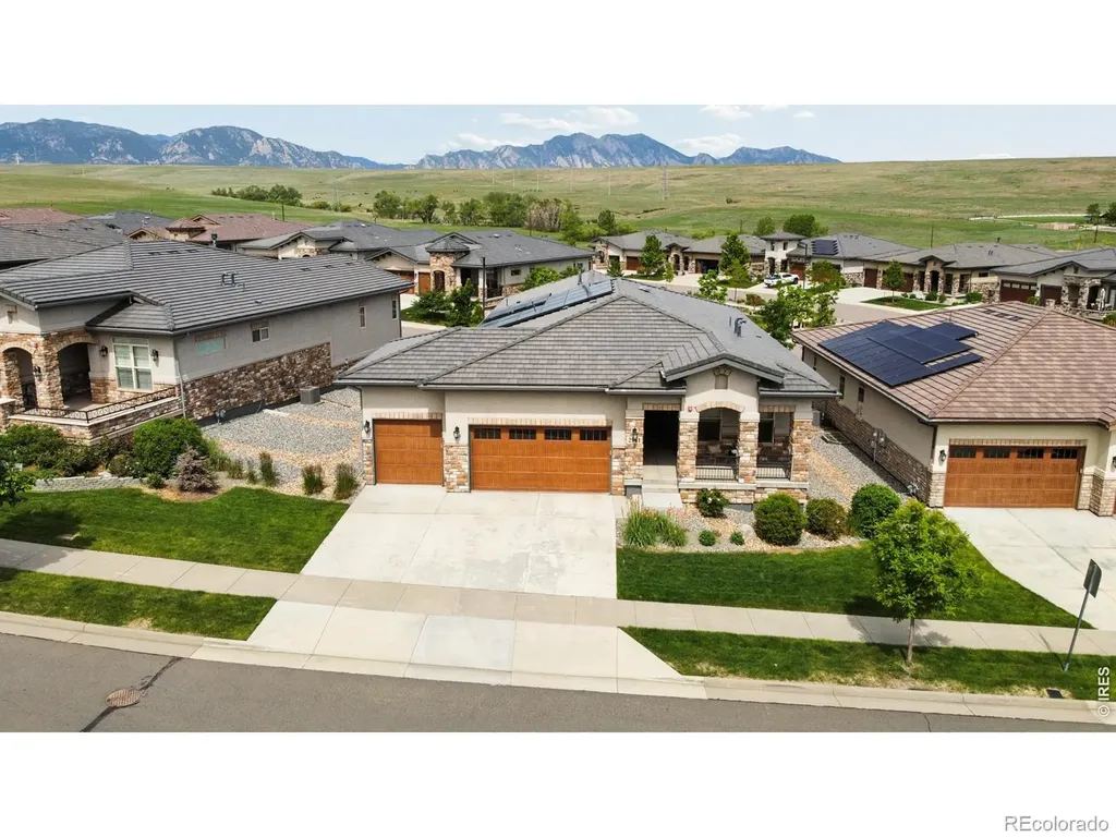2911 Calmante Avenue Superior CO 80027