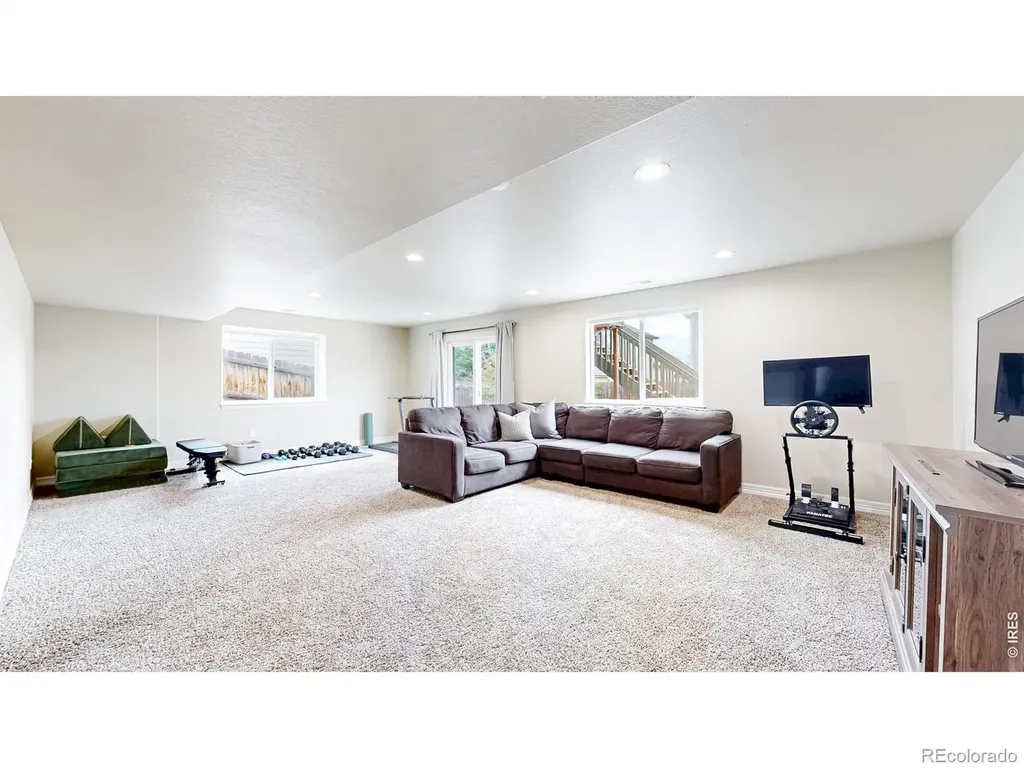 6821 Sequoia Street Frederick CO 80530