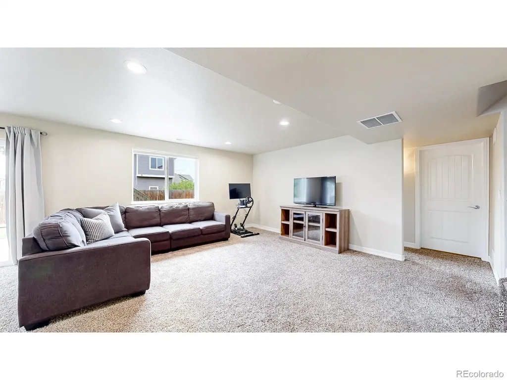 6821 Sequoia Street Frederick CO 80530