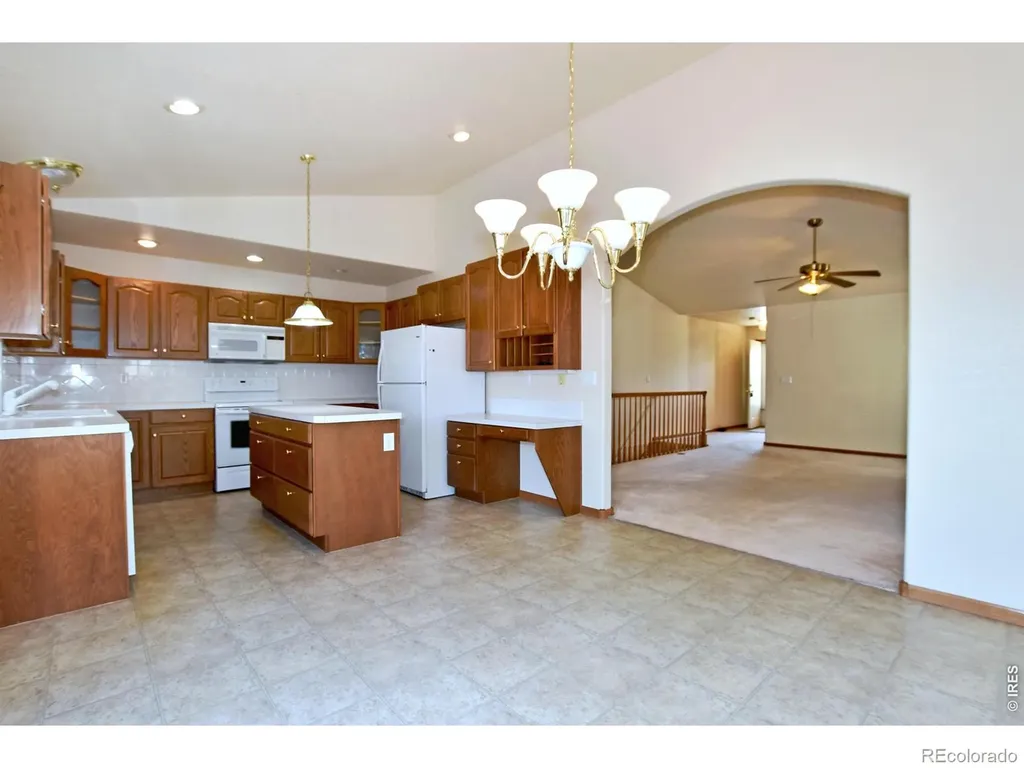 907 N 4th Street Johnstown CO 80534