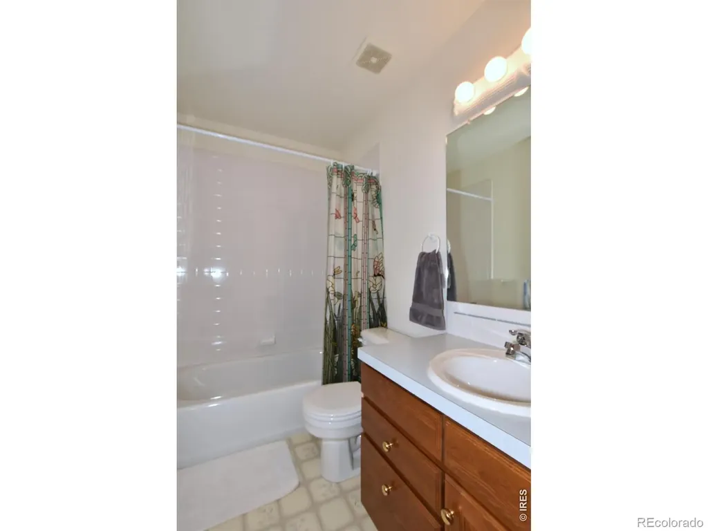 907 N 4th Street Johnstown CO 80534