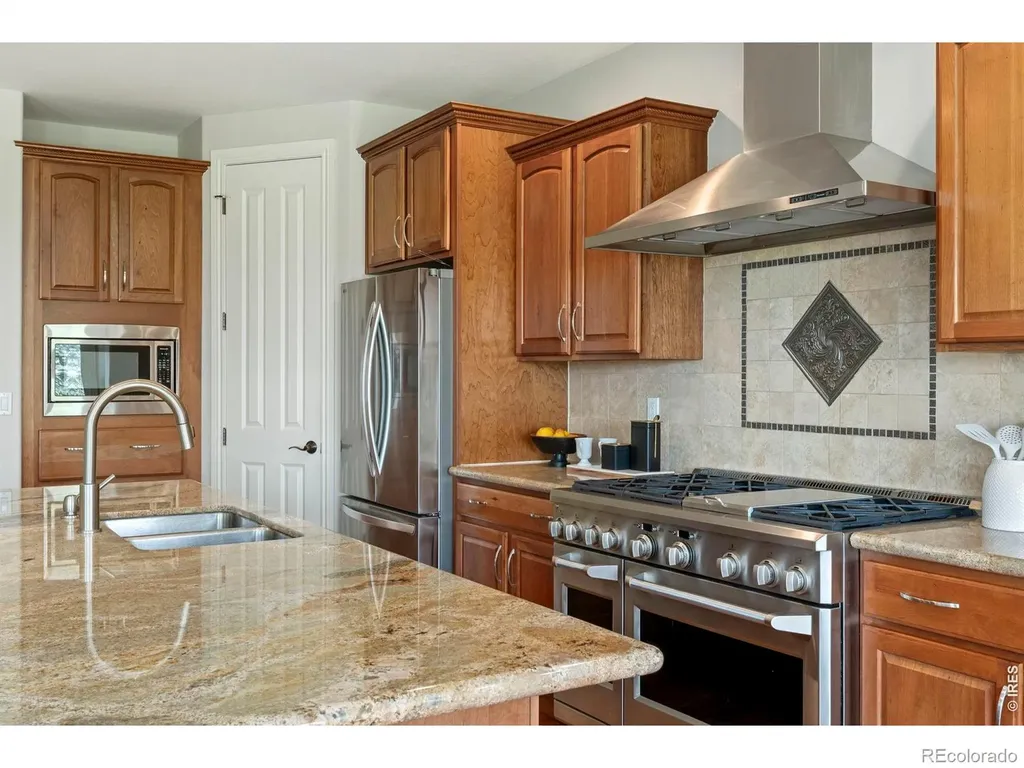 1757 Montgomery Circle Longmont CO 80504