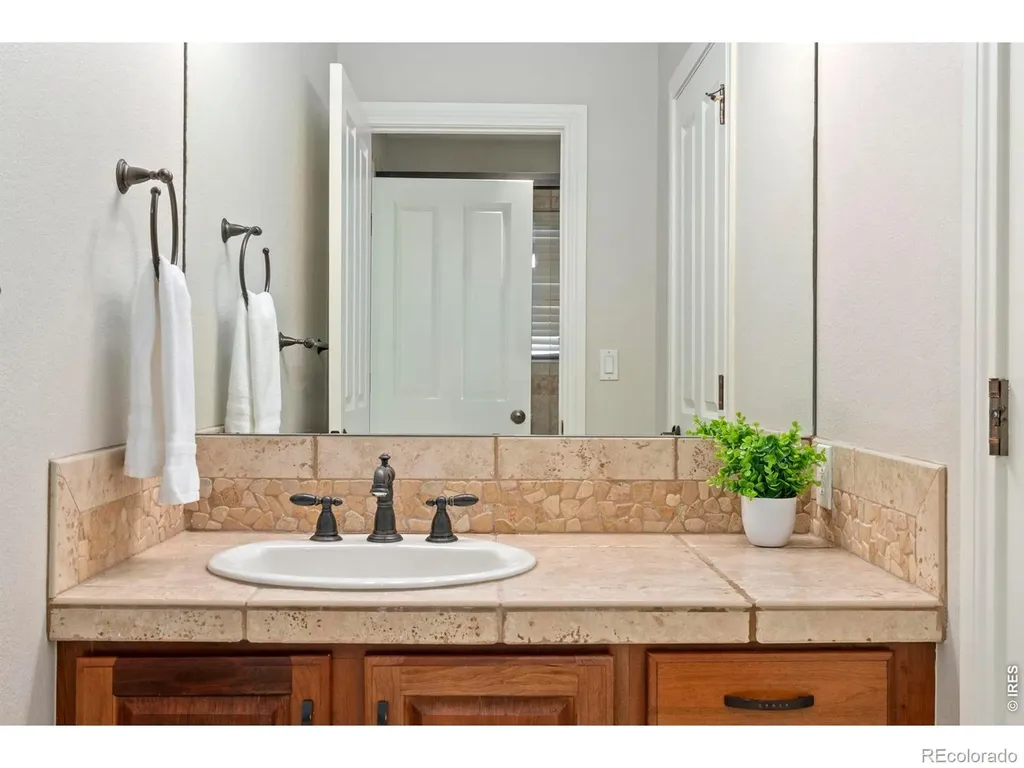 1757 Montgomery Circle Longmont CO 80504