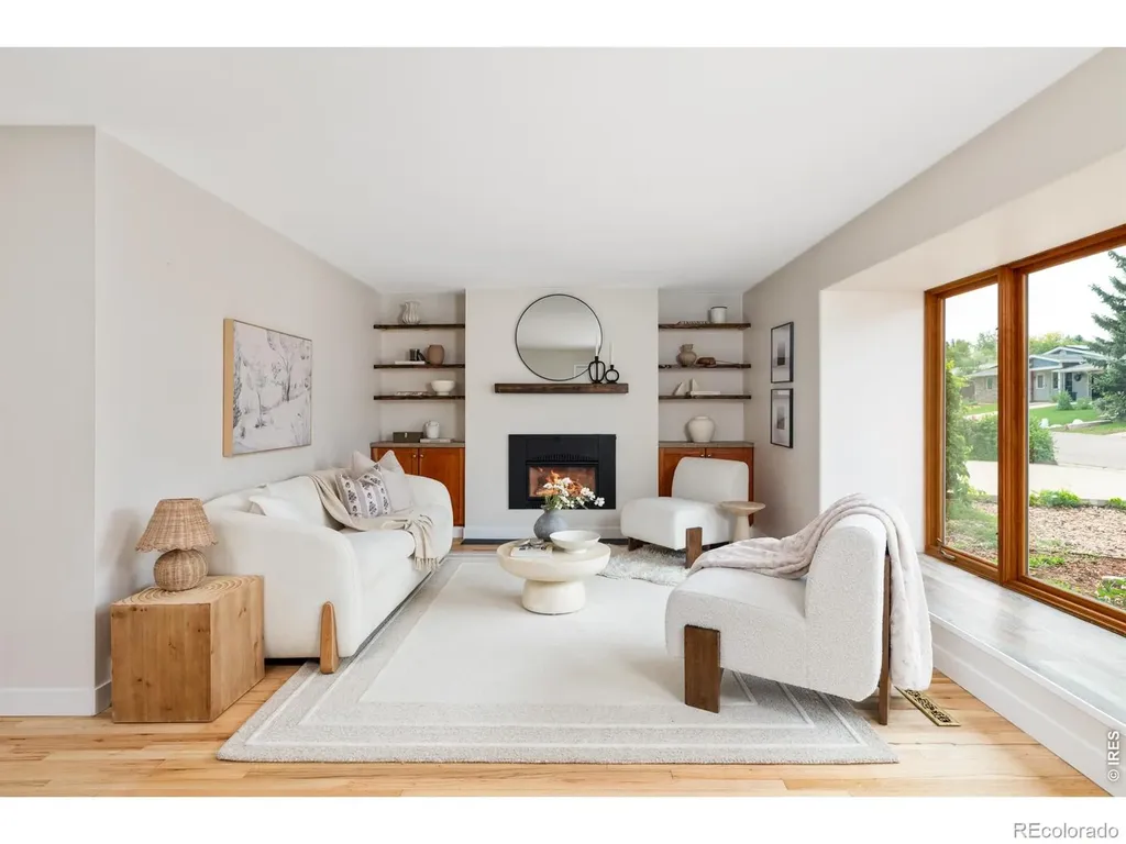 7171 Glacier View Road Longmont CO 80503