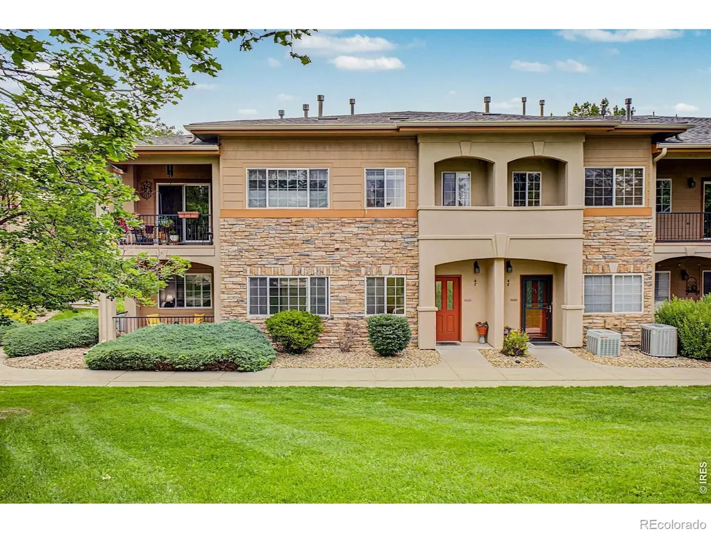 1703 Whitehall Drive Longmont CO 80504