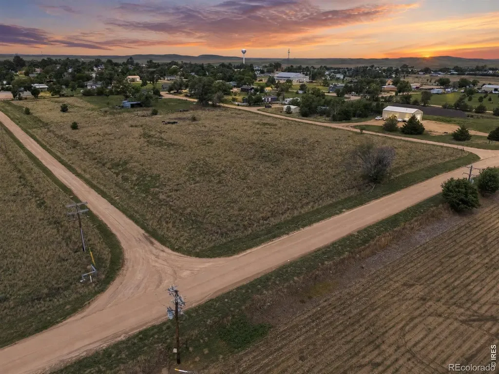 512 E Curtis Street Eckley CO 80727