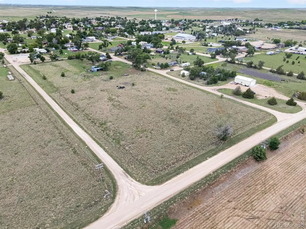 512 E Curtis Street Eckley CO 80727