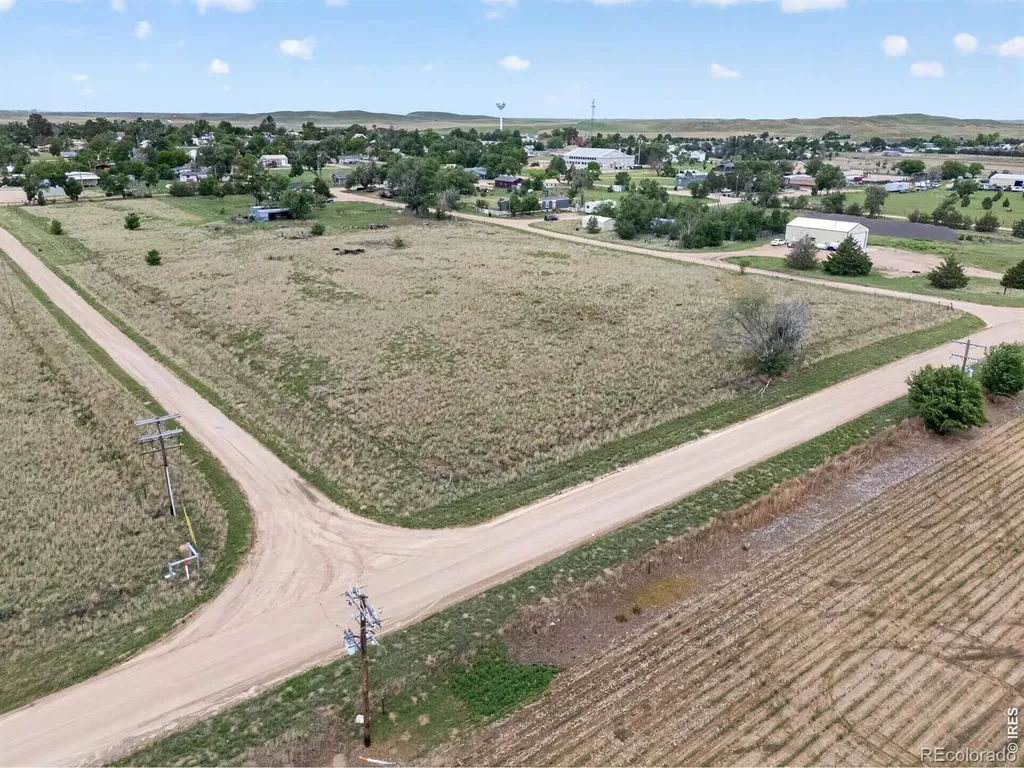 512 E Curtis Street Eckley CO 80727