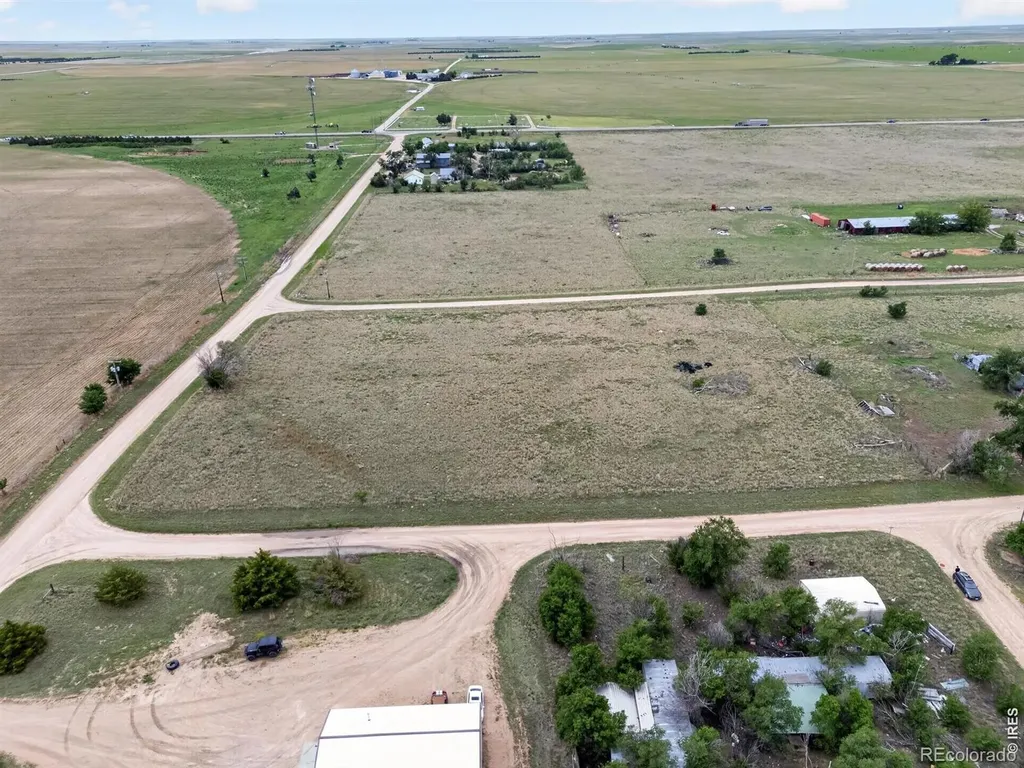 512 E Curtis Street Eckley CO 80727