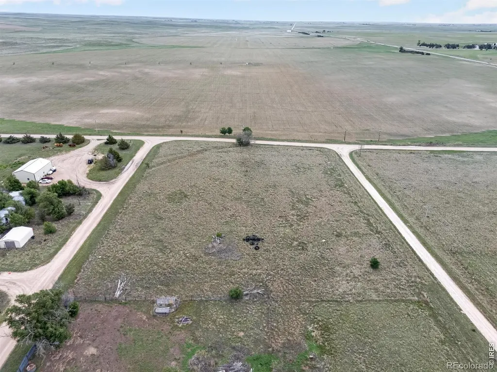 512 E Curtis Street Eckley CO 80727