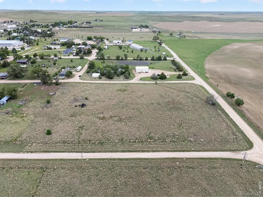 512 E Curtis Street Eckley CO 80727