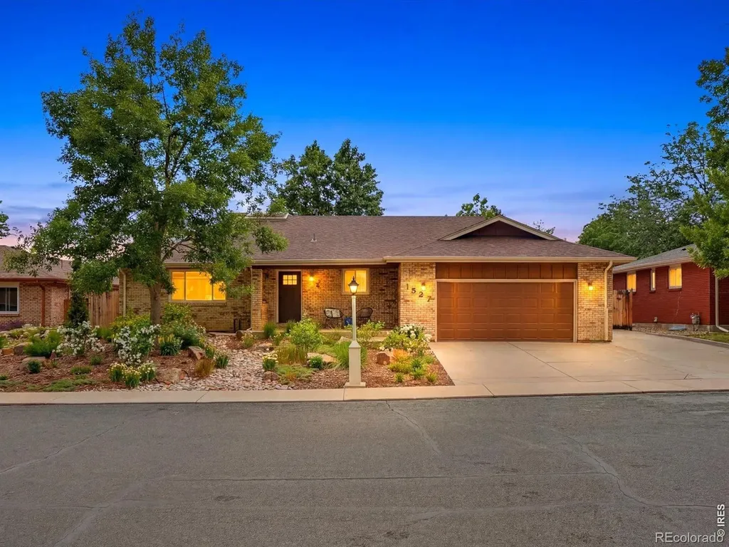 1527 Juniper Street Longmont CO 80501