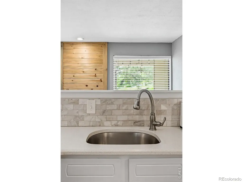 7911 Countryside Drive Niwot CO 80503