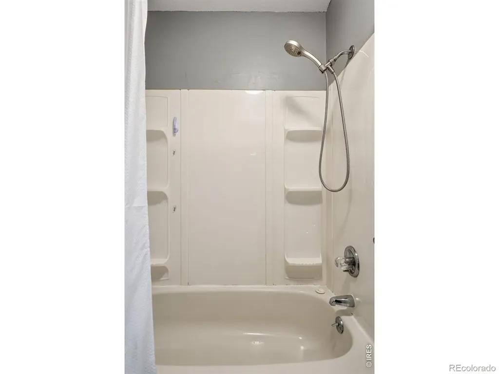 7911 Countryside Drive Niwot CO 80503