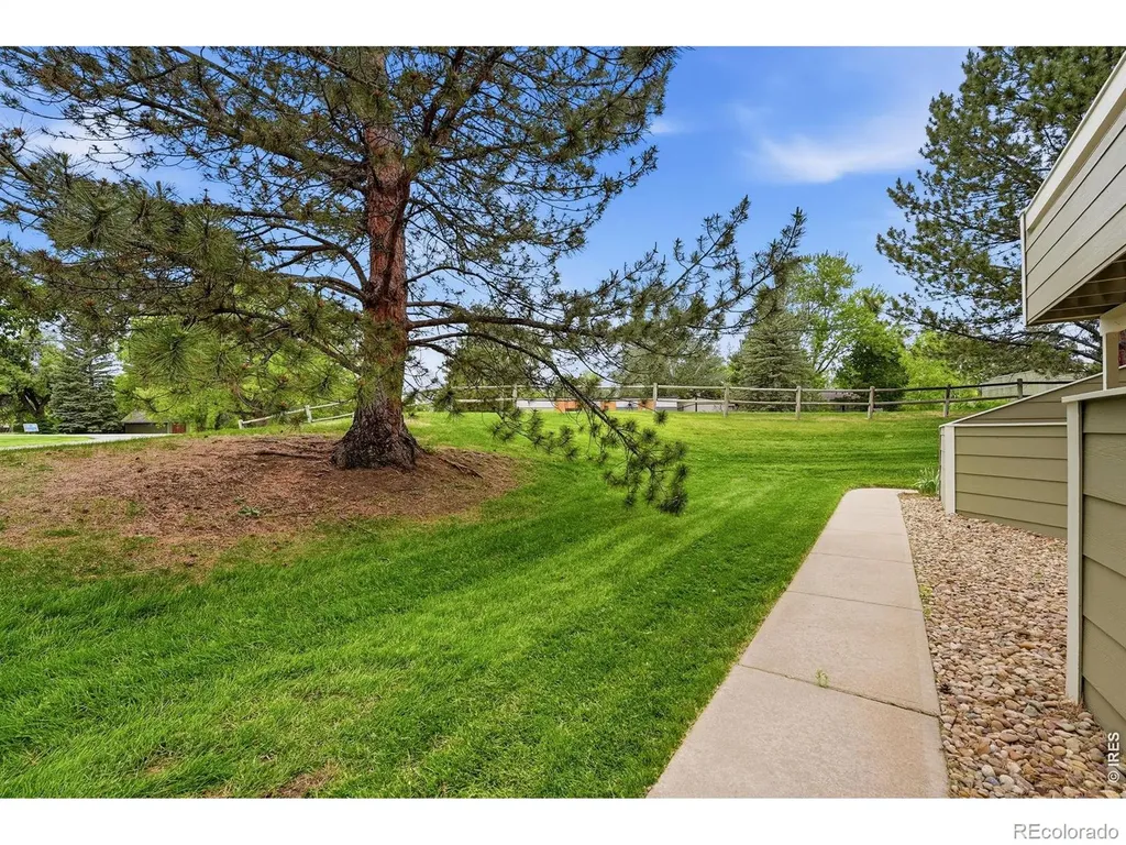 7911 Countryside Drive Niwot CO 80503