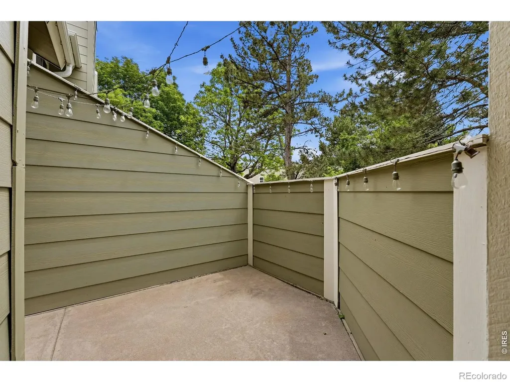 7911 Countryside Drive Niwot CO 80503