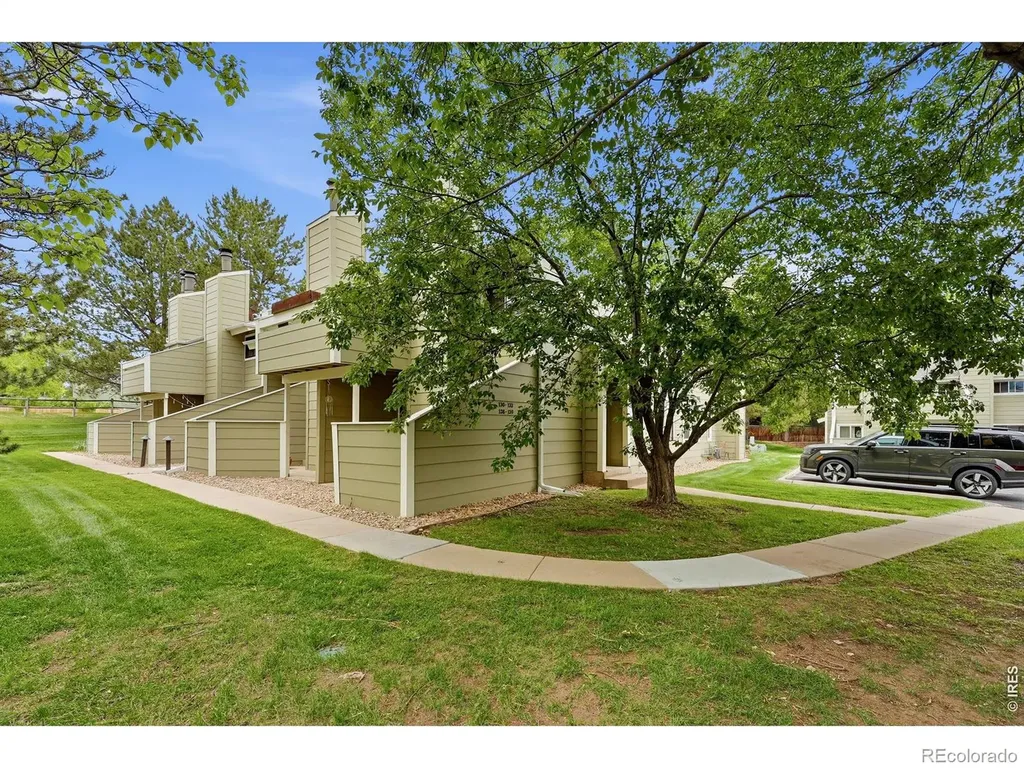 7911 Countryside Drive Niwot CO 80503