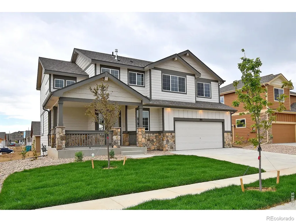 2422 Amberlyn Lane Johnstown CO 80534