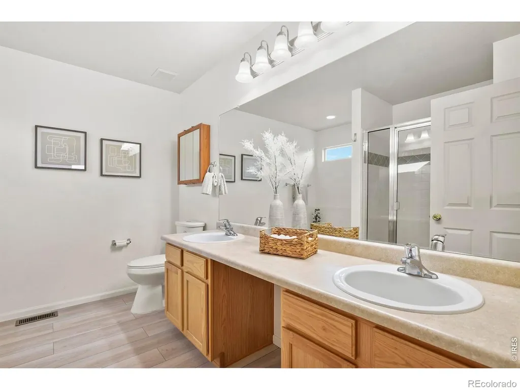 10039 Granby Drive Commerce City CO 80022