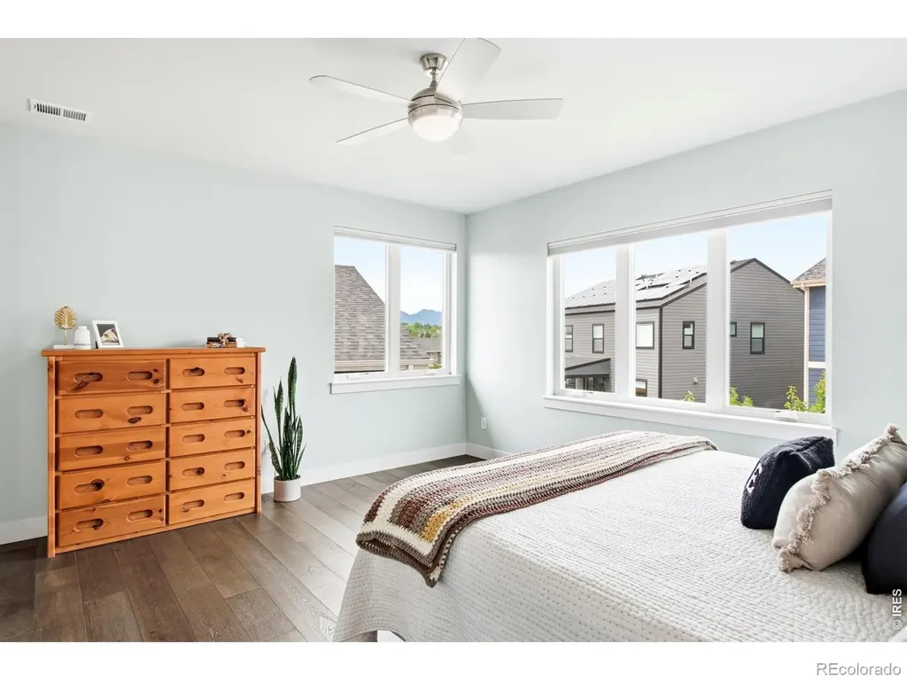 917 Arapahoe Circle Louisville CO 80027