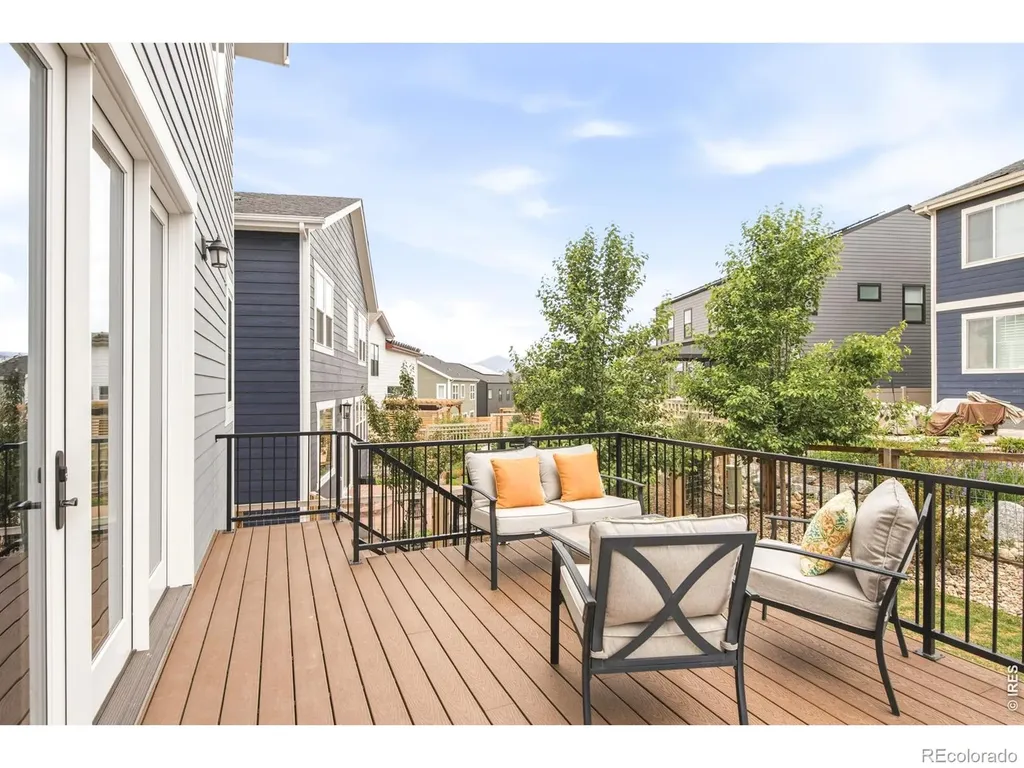 917 Arapahoe Circle Louisville CO 80027