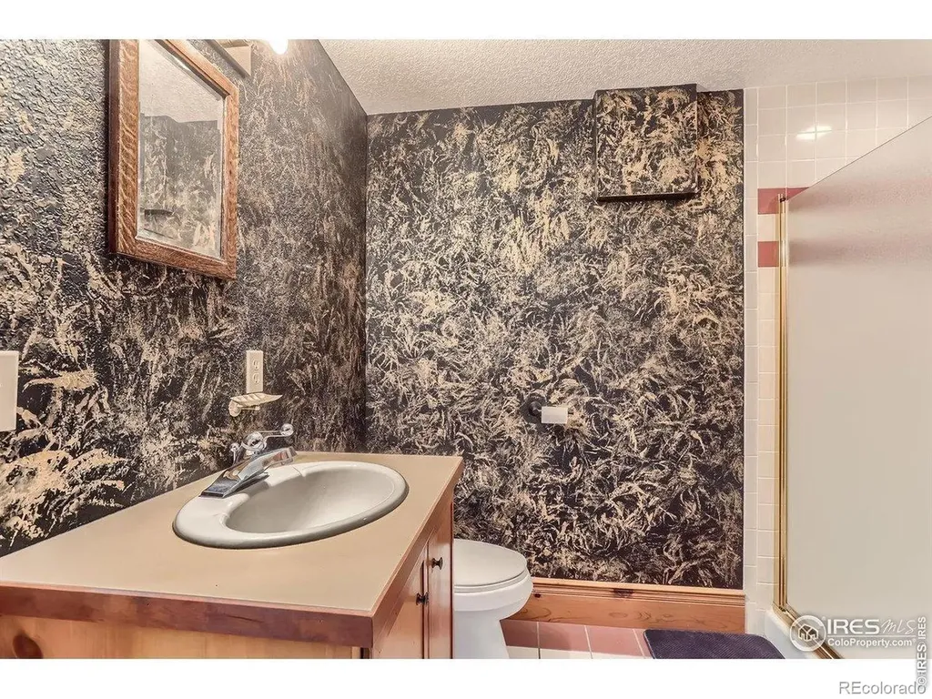 2450 Eagle Ridge Road Longmont CO 80503