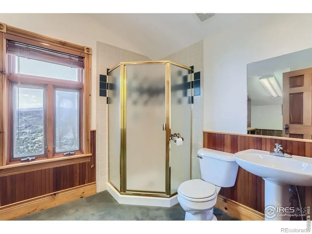 2450 Eagle Ridge Road Longmont CO 80503