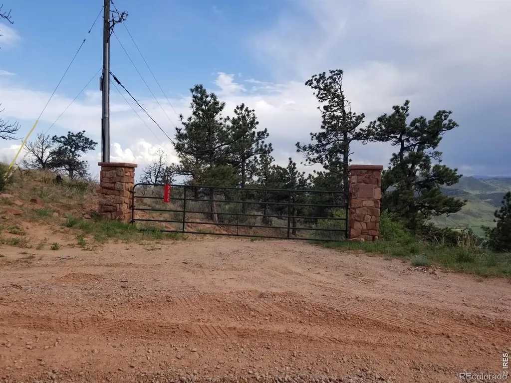 2450 Eagle Ridge Road Longmont CO 80503