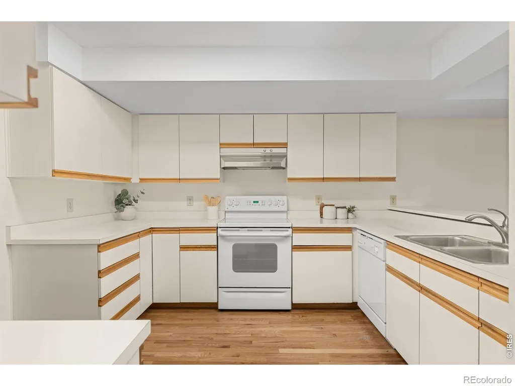 2938 Kalmia Avenue Boulder CO 80301