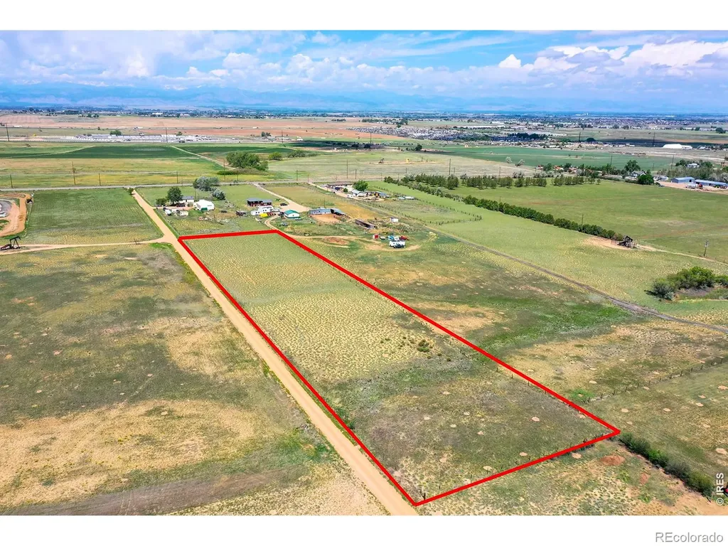 4173 York Street Dacono CO 80514