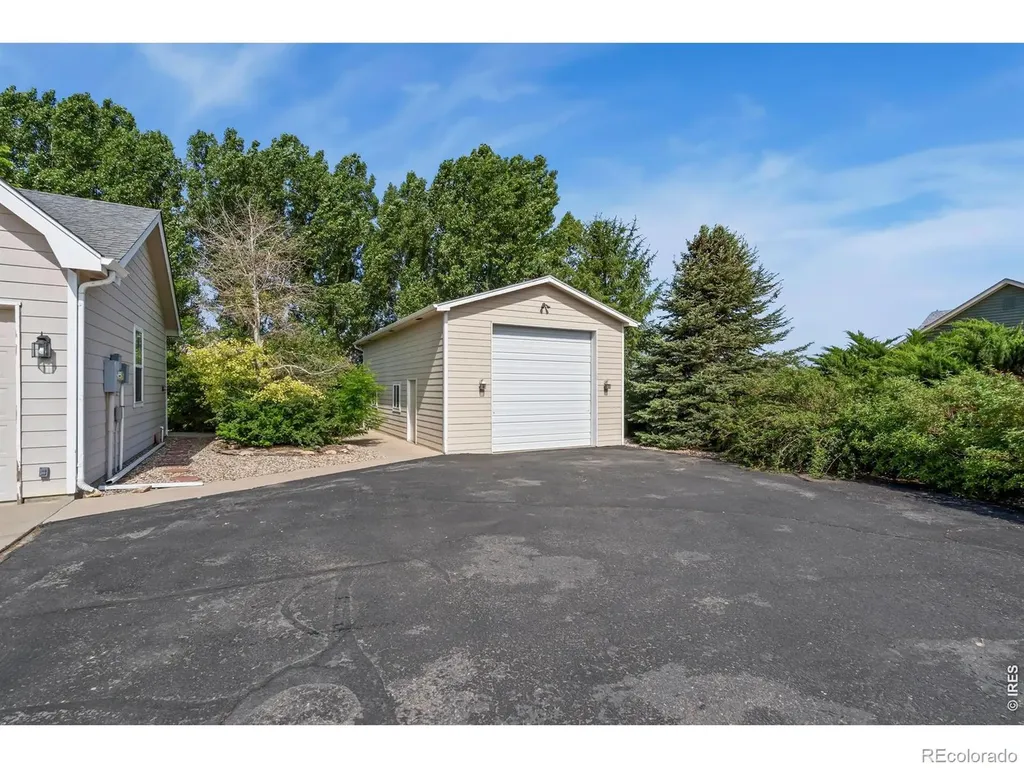 27811 Hopi Trail Loveland CO 80537