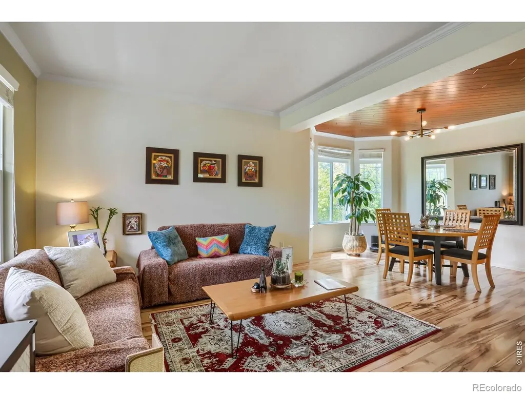 113 Eagle Valley Drive Lyons CO 80540