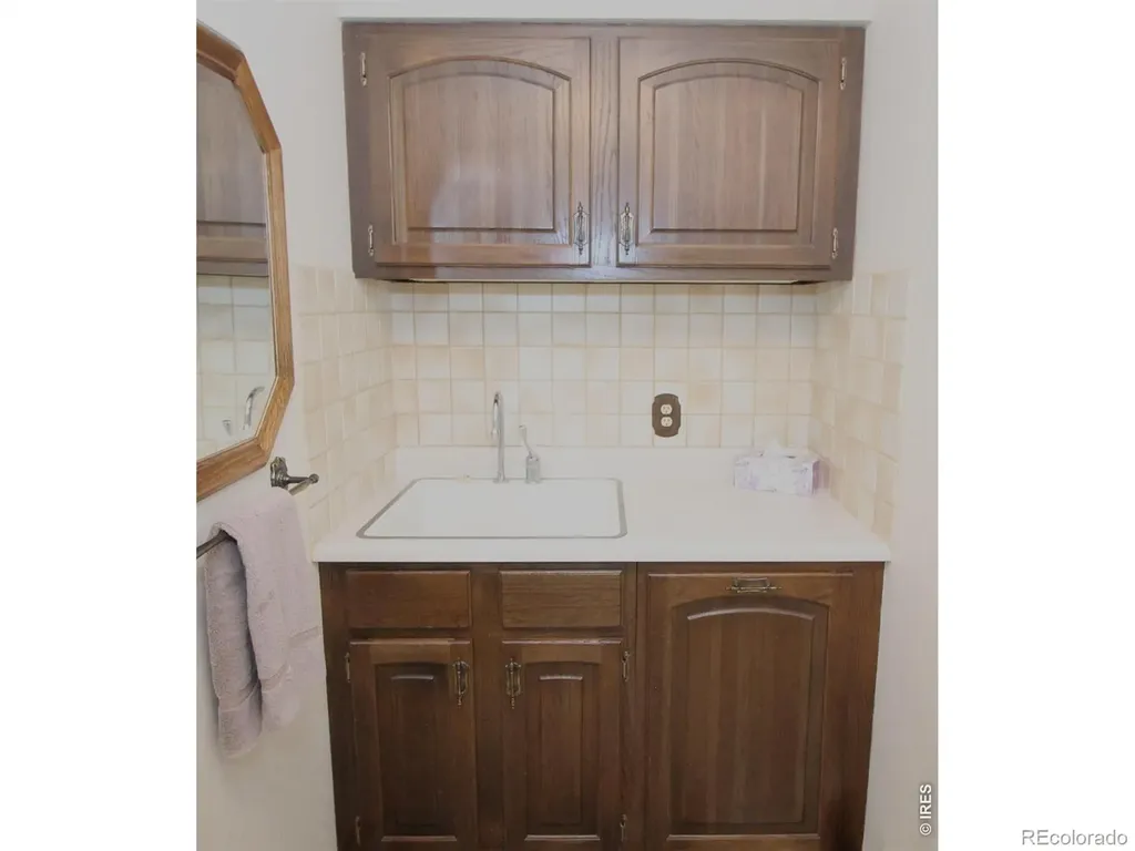 511 W Grant Street Haxtun CO 80731