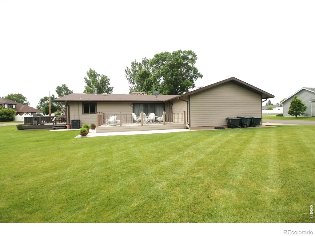 511 W Grant Street Haxtun CO 80731